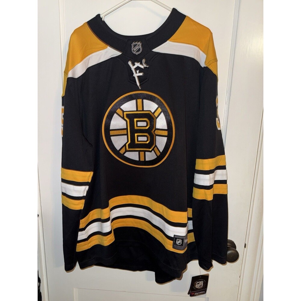 NEW NWT Men’s Fanatics NHL Boston Bruins #39 Morgan Geekie Hockey Jersey Size XL